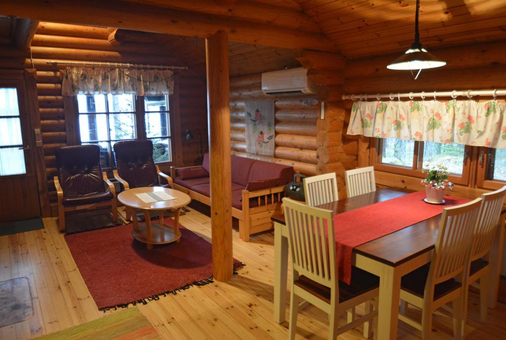 Lomapesae Cottages Pertunmaa Room photo